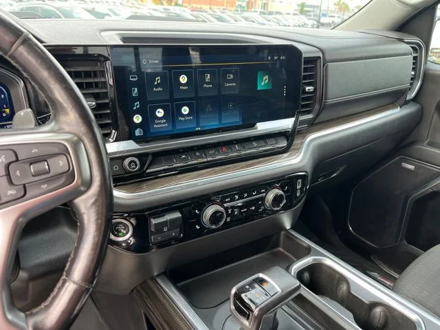 Used 2022 White Chevrolet LT Trail Boss image 22