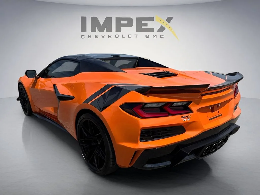 Used 2023 AMPLIFY ORANGE TINTCOAT Chevrolet 3LZ image 7