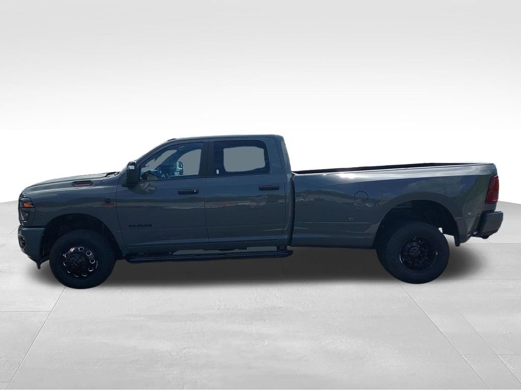 New 2026 White Ram Big Horn image 2