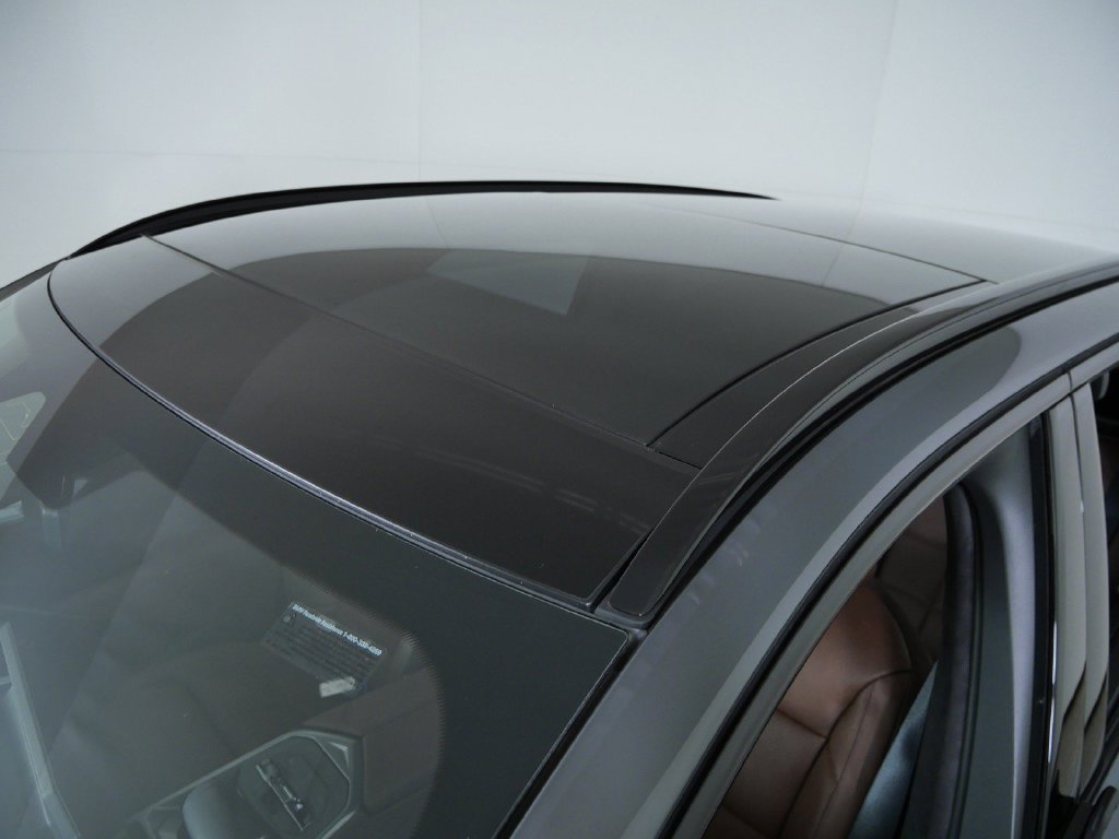 New 2027 Dravit Grey Metallic BMW  image 18