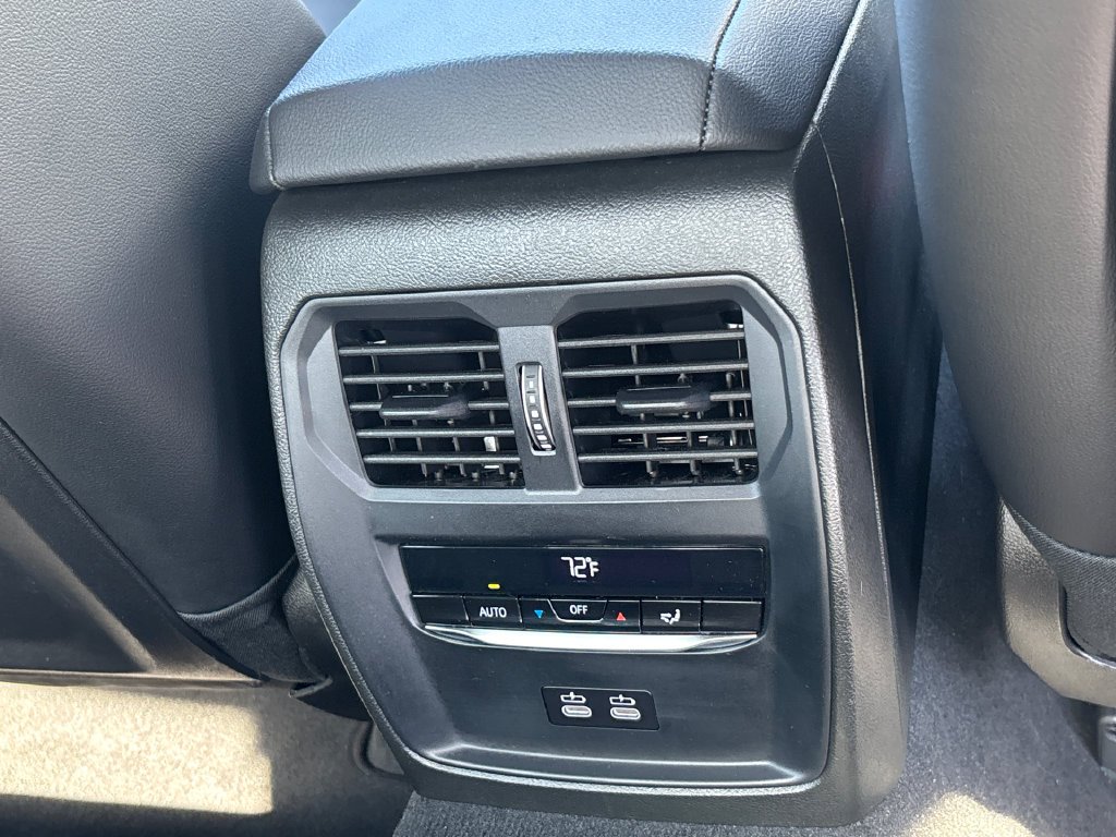 Used 2026 Skyscraper Grey Metallic BMW 330i image 15