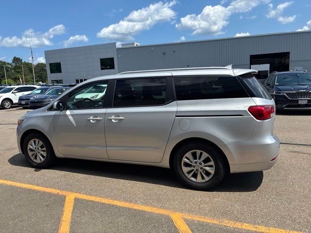 Used 2015 Silver Kia LX image 6