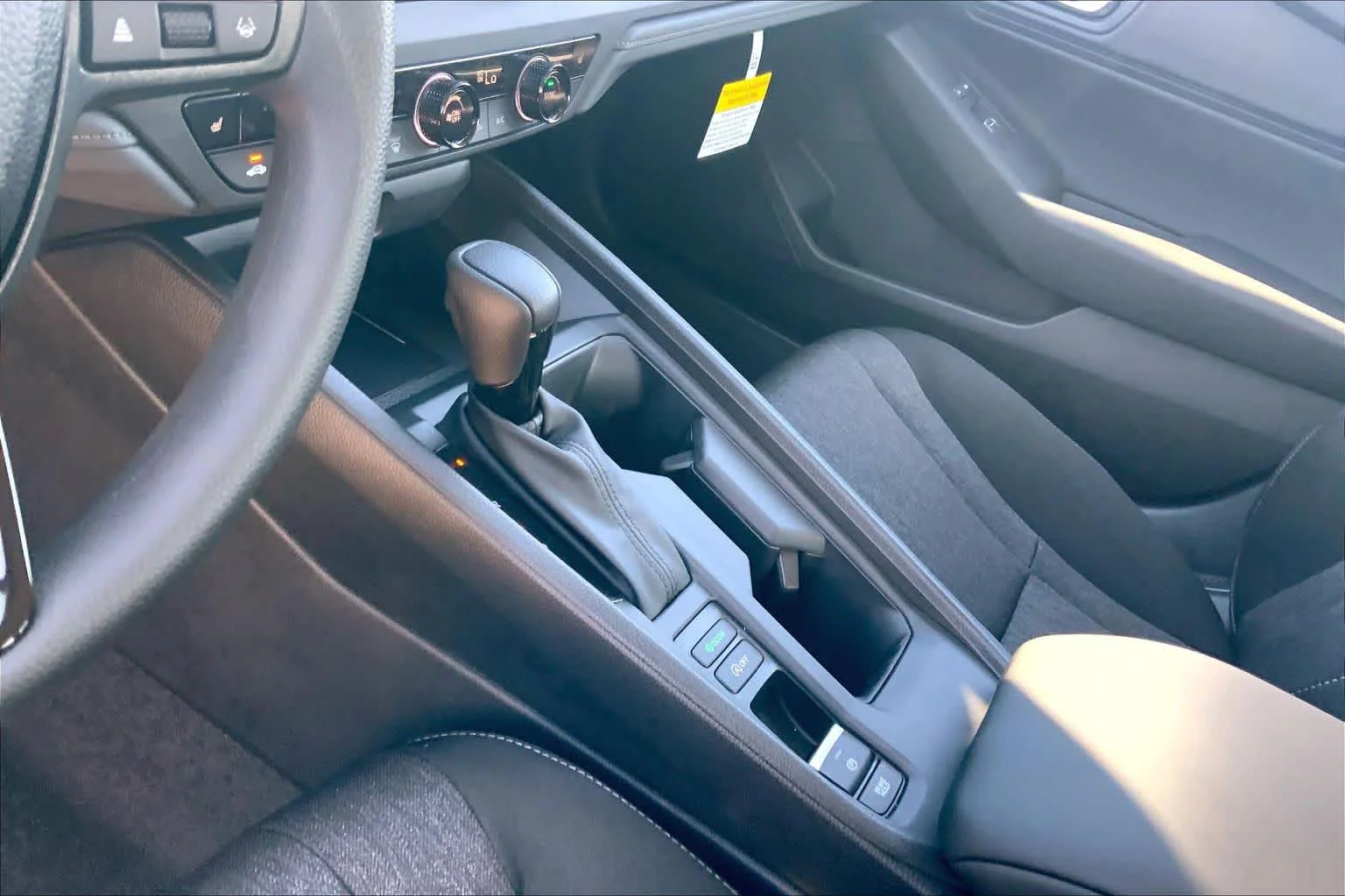 New 2026 Platinum White Pearl Honda SE image 7