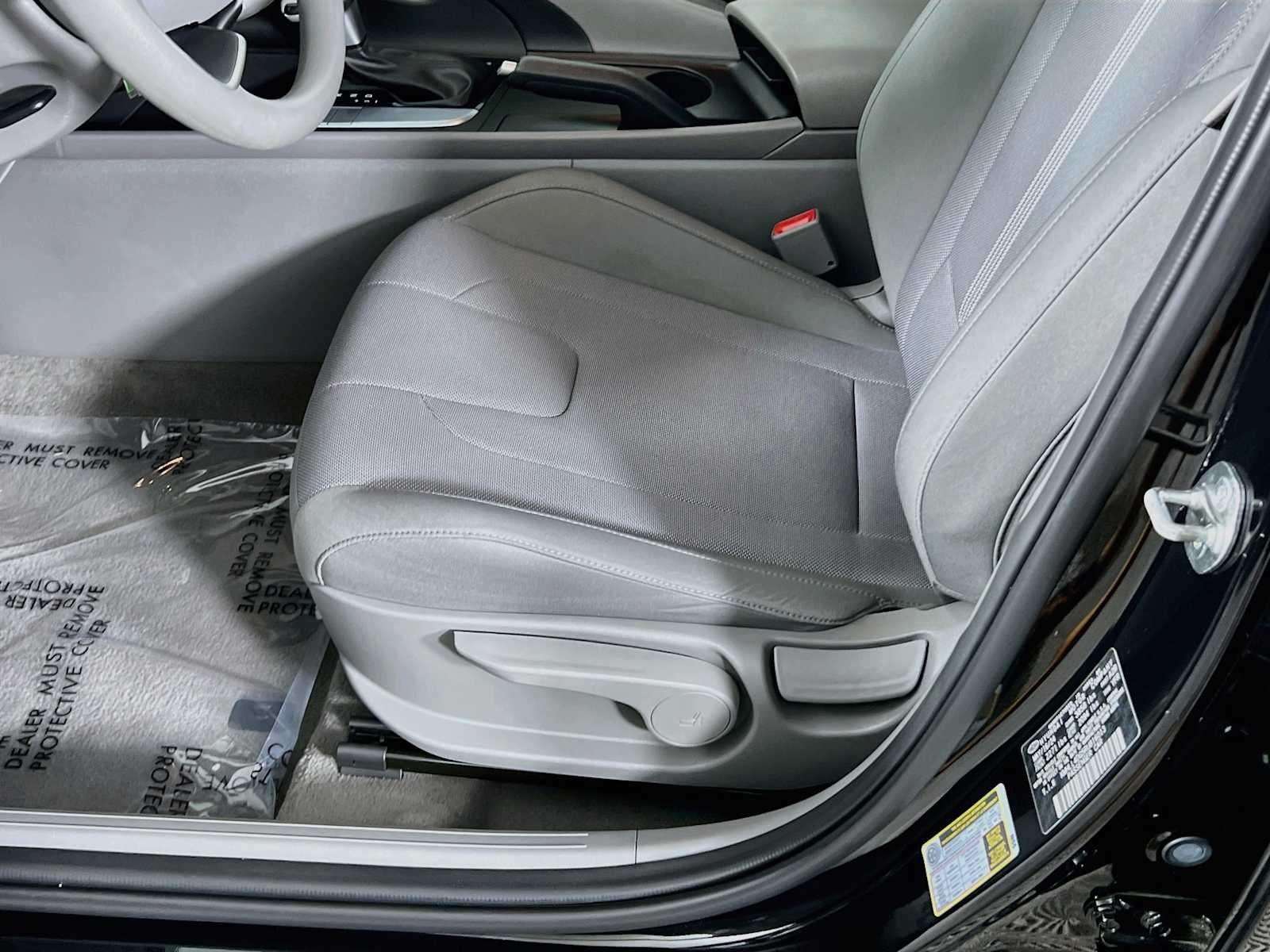 Used 2024 Abyss Black Hyundai SE image 20