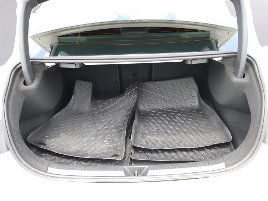 Used 2020 Polar White Mercedes-Benz Base image 18