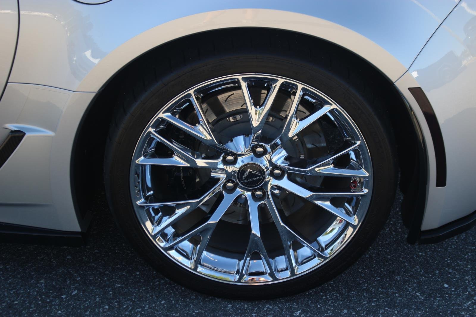 Used 2019 BLADE SILVER METALLIC Chevrolet Z06 2LZ image 38