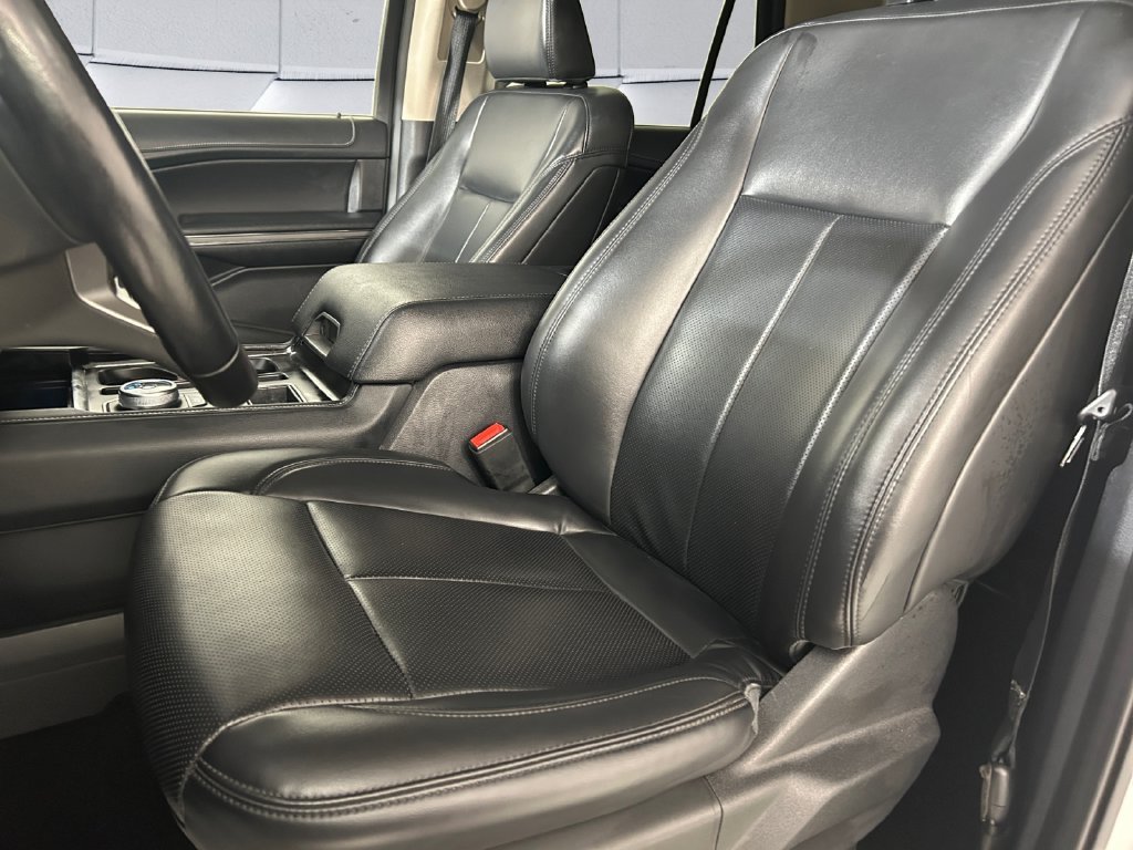 Used 2024 White Ford XLT image 8