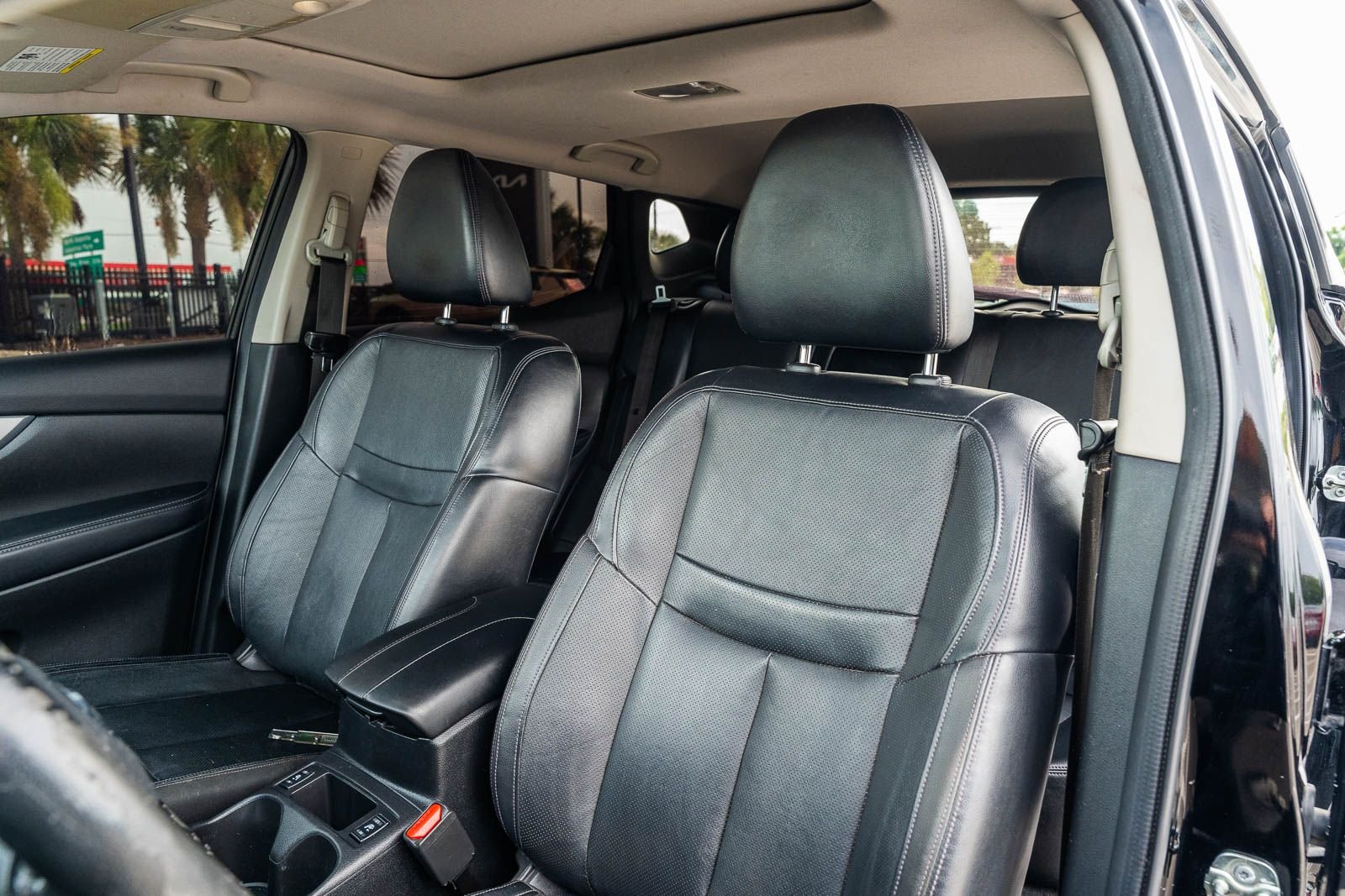 Used 2020 Black Nissan SL image 18