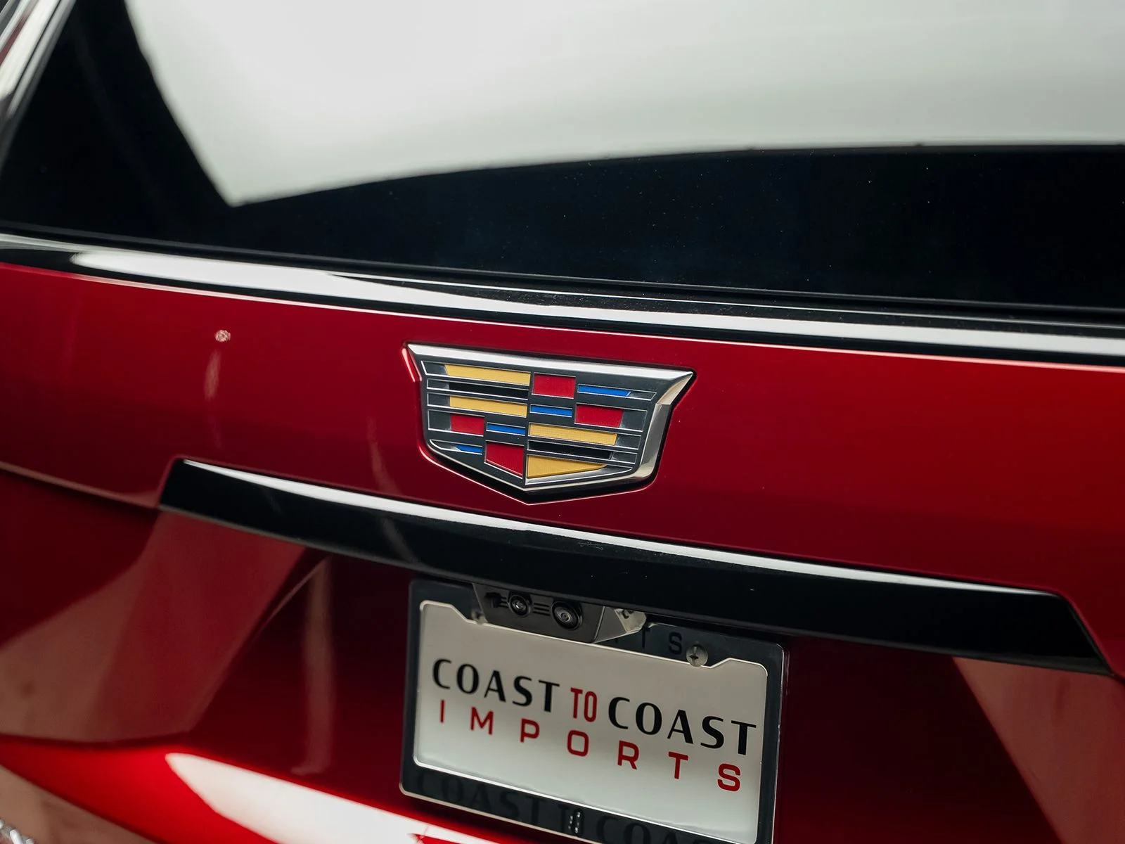 Used 2025 Red Cadillac V-Series image 19