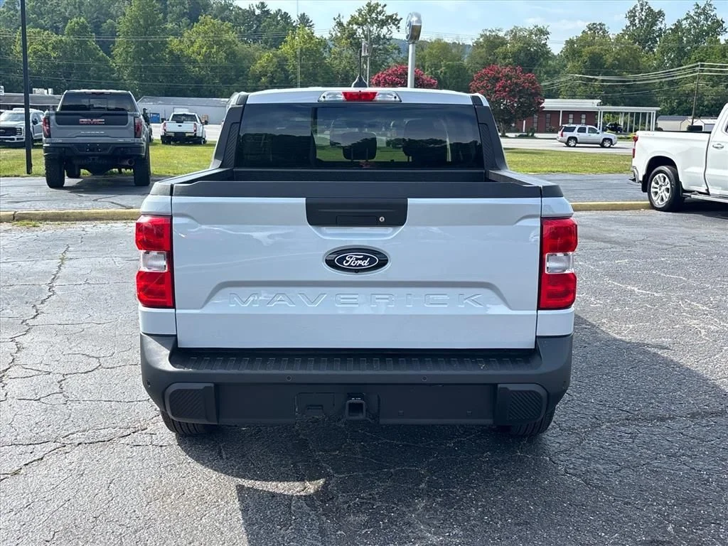 2026 Ford Maverick XLT - Photo 6
