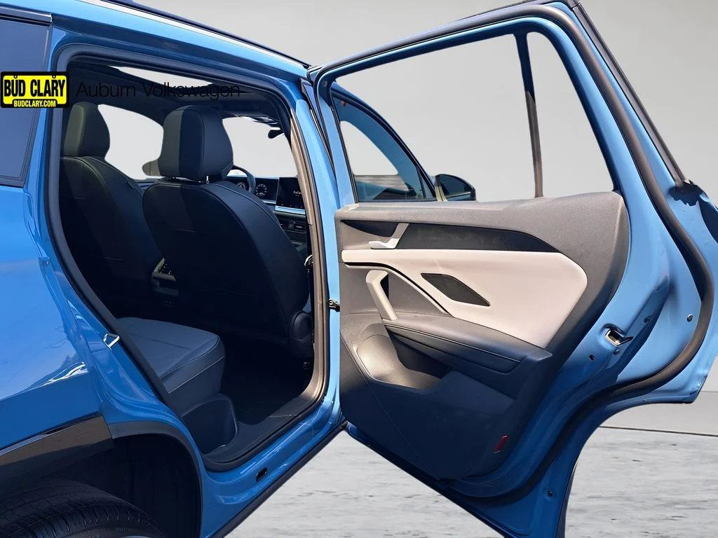New 2025 Blue Volkswagen 2.0T SE R-Line Black image 16