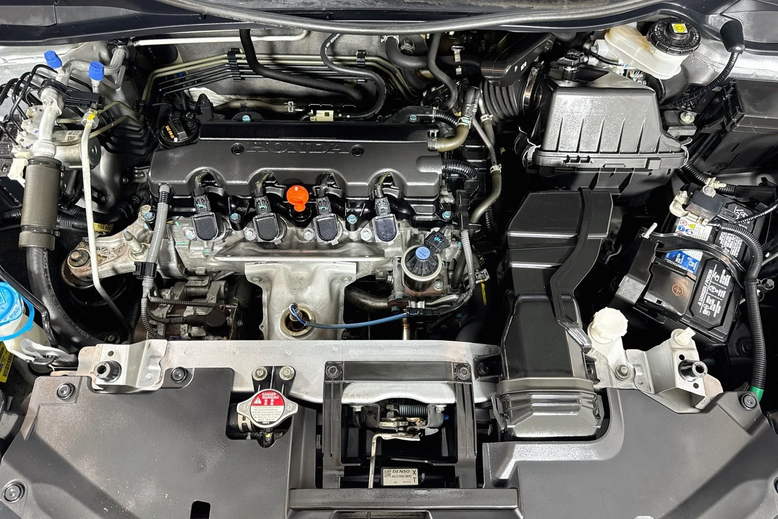 Used 2018 Lunar Silver Metallic Honda EX image 28