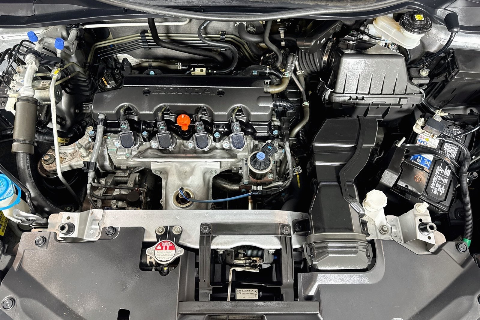 Used 2018 Lunar Silver Metallic Honda EX image 28