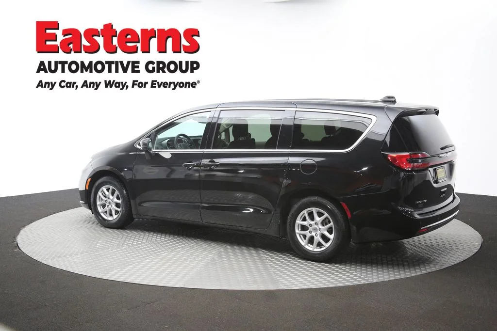 Used 2023 Black Chrysler Touring L image 64