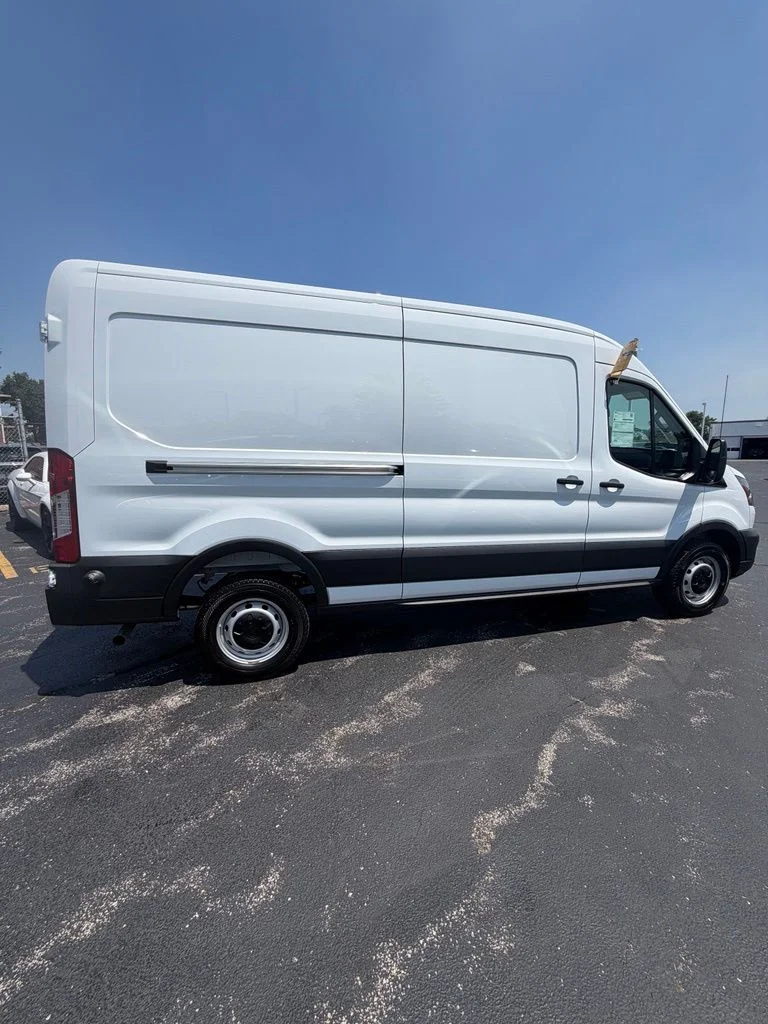 Used 2026 White Ford Base image 28