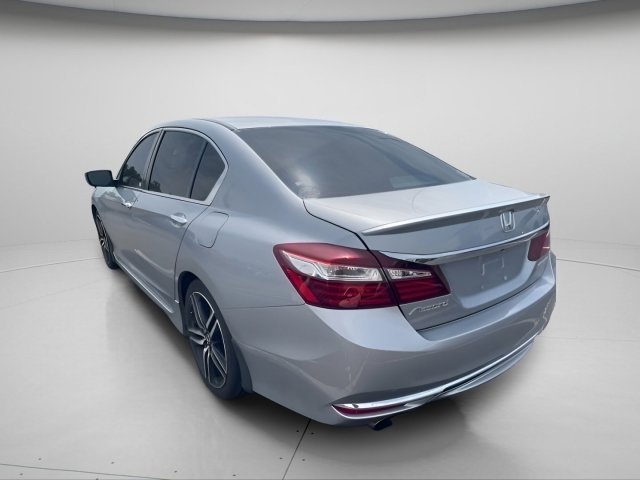 Certified Used 2016 Lunar Silver Metallic Honda Sport image 15