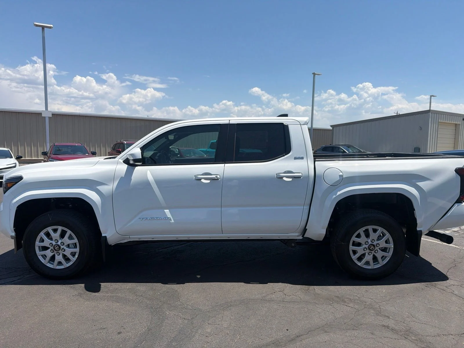 New 2026 Ice Cap Toyota SR5 image 4