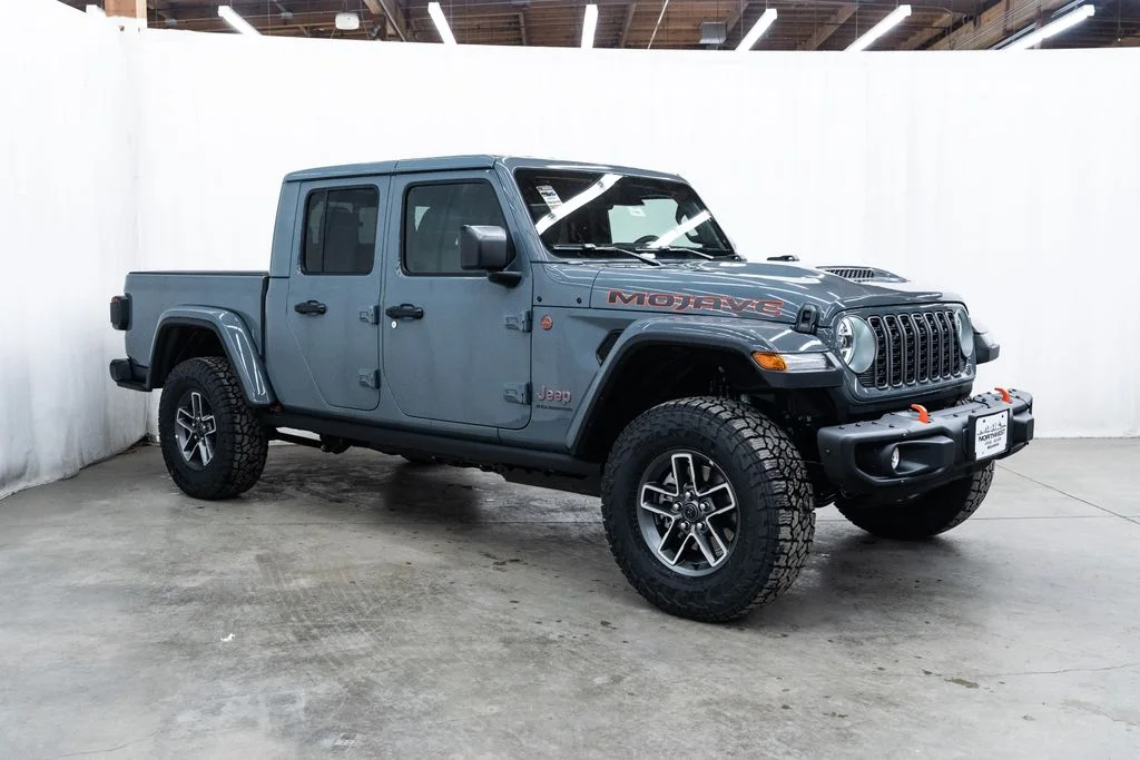 2026 Jeep Gladiator Mojave X Auto's photo