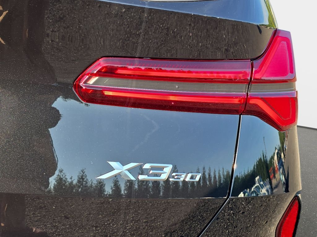New 2026 Black Sapphire Metallic BMW 30 xDrive image 34