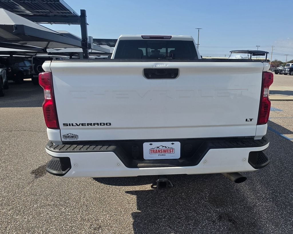 Used 2023 Summit White Chevrolet LT image 9