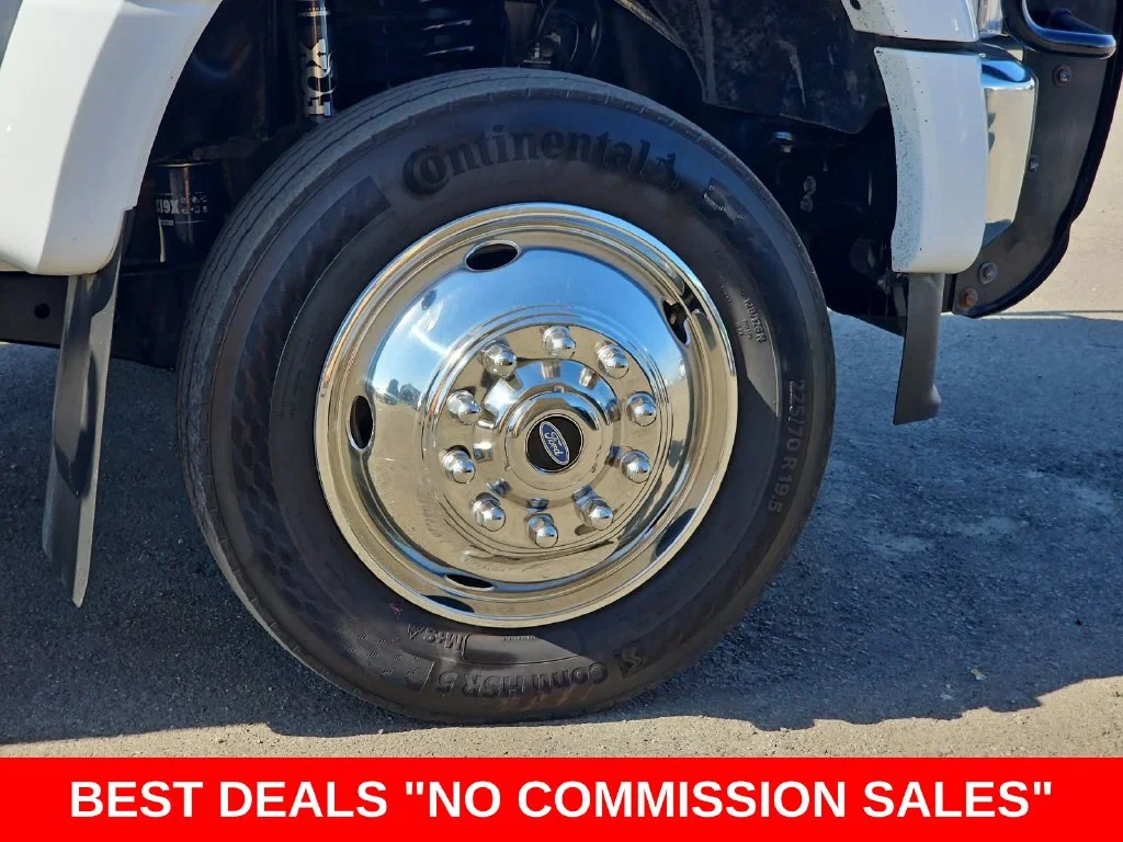 Used 2022 Oxford White Ford XLT image 38