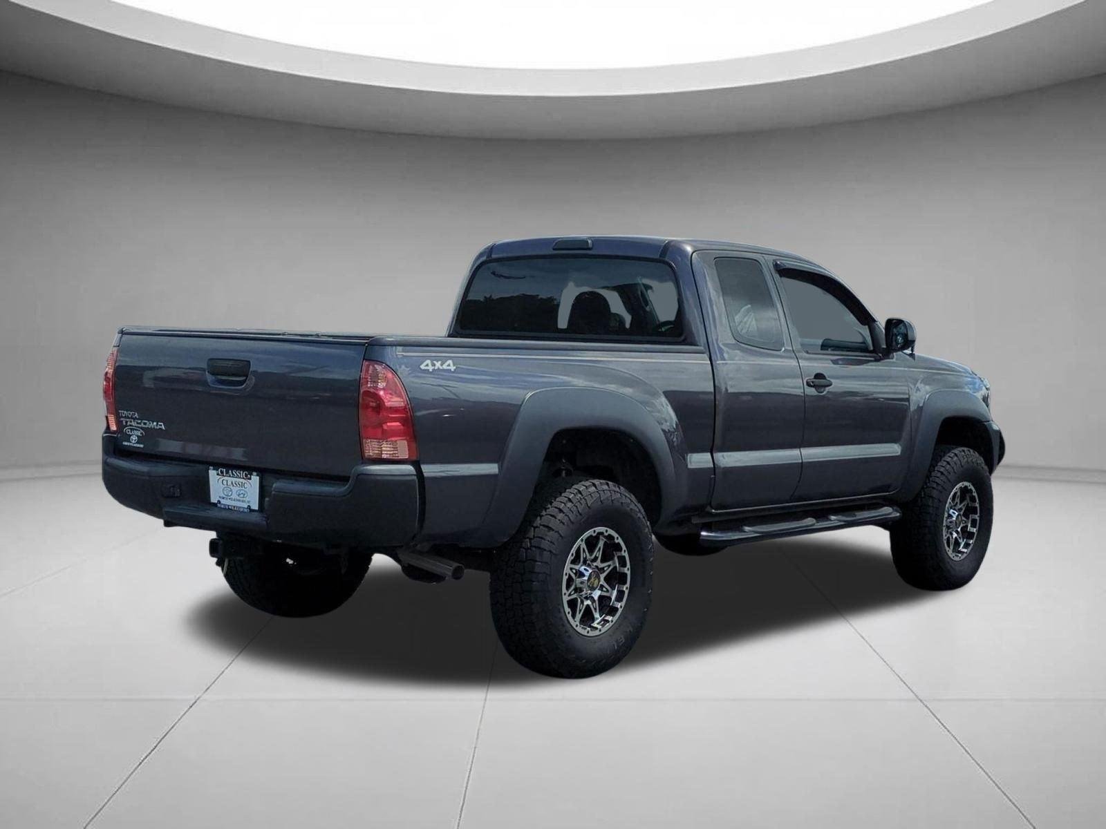 Used 2015 Magnetic Gray Metallic Toyota BASE image 5