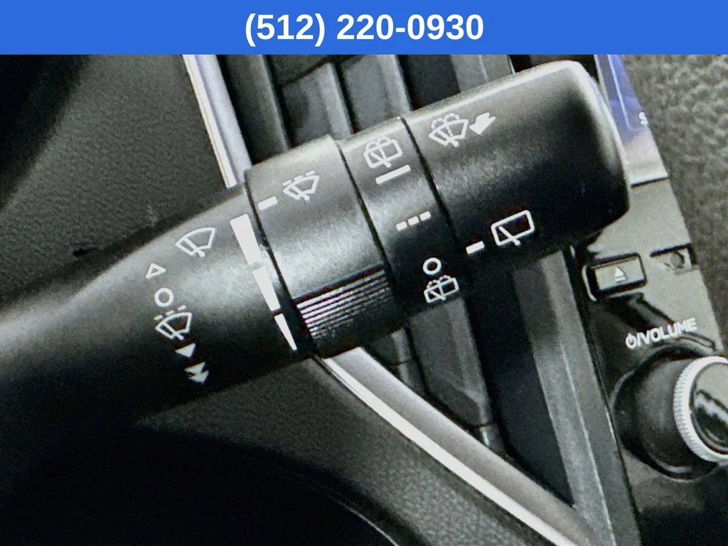Certified Used 2022 White Subaru Premium image 14