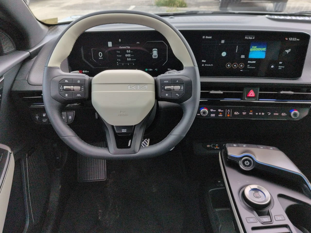New 2026 Wolf Gray Kia GT-Line image 18