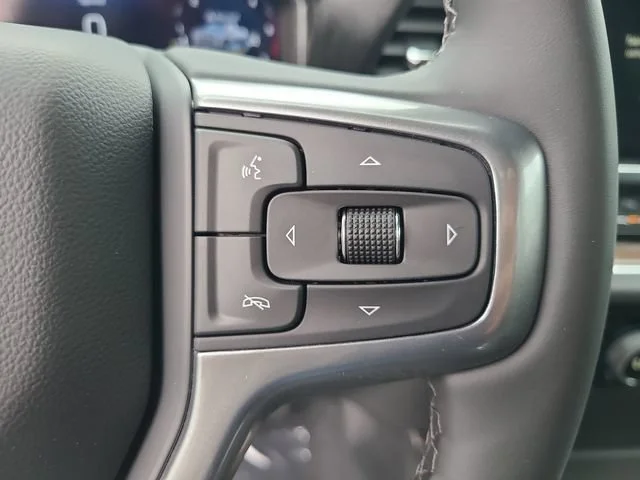 Used 2026 Black Chevrolet LT DRW image 28