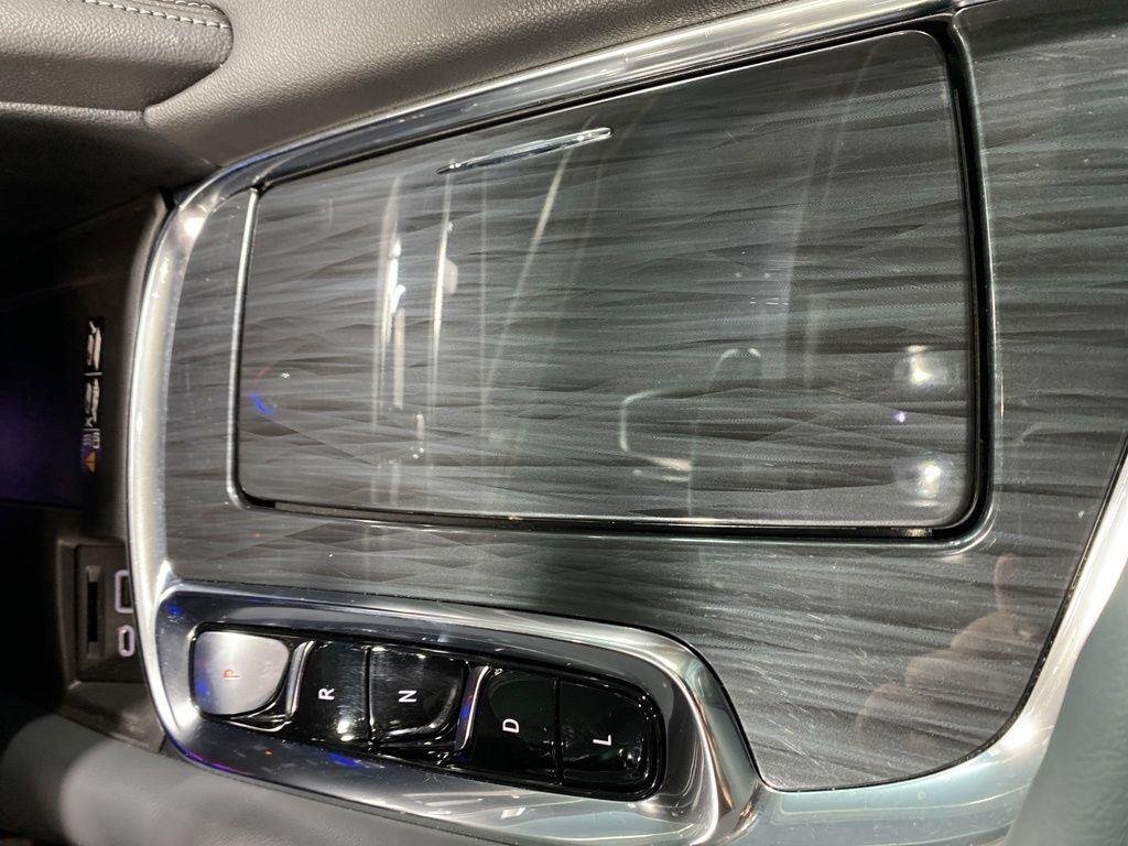 Used 2024 Blue Metallic Buick Essence image 31
