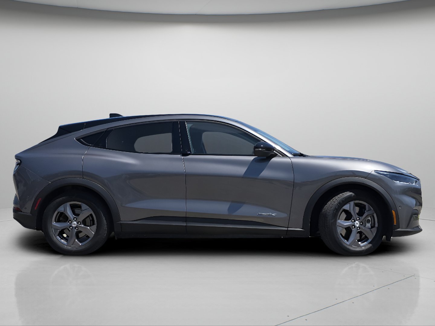 Used 2023 Gray Metallic Ford Select image 20