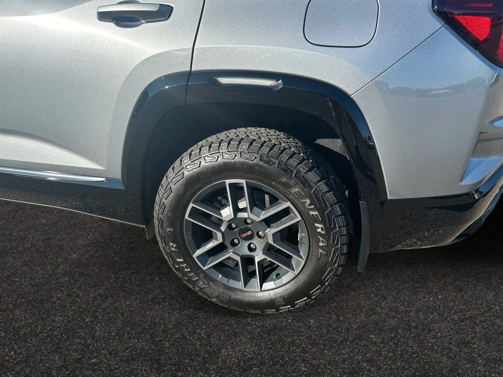New 2027 Sterling Metallic GMC AWD AT4 image 9