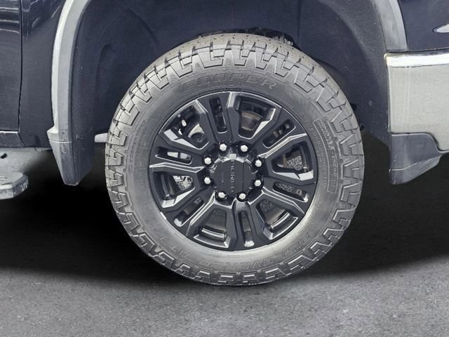 Used 2022 Black Chevrolet LTZ image 6