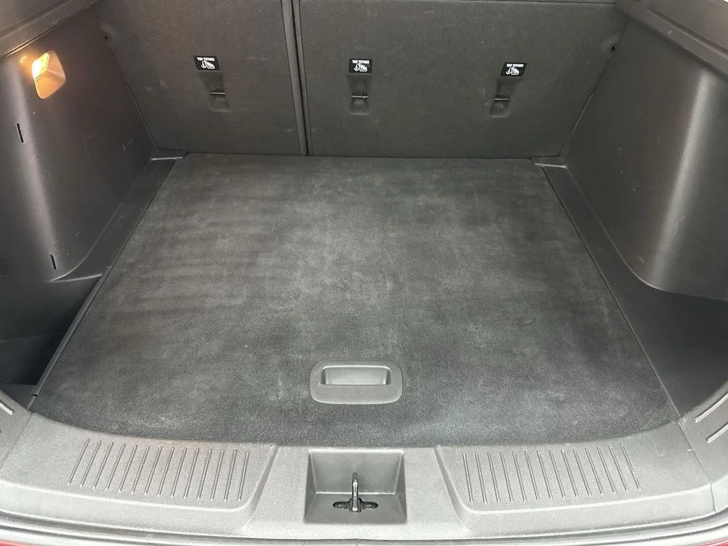 Used 2025 Crimson Chevrolet LT image 12