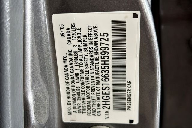 Used 2005 Magnesium Metallic Honda LX image 34