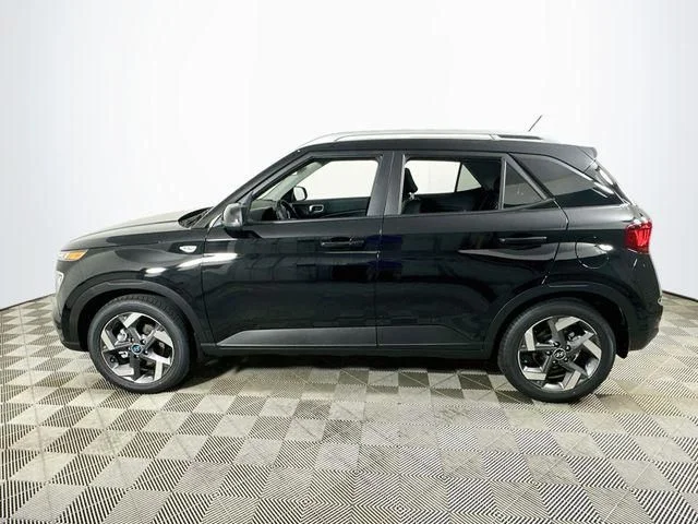 New 2026 Hyundai VENUE SEL