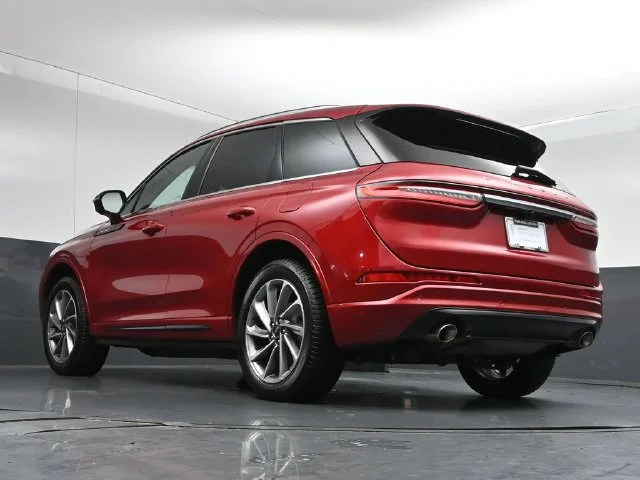 Used 2023 Red Lincoln Grand Touring image 43