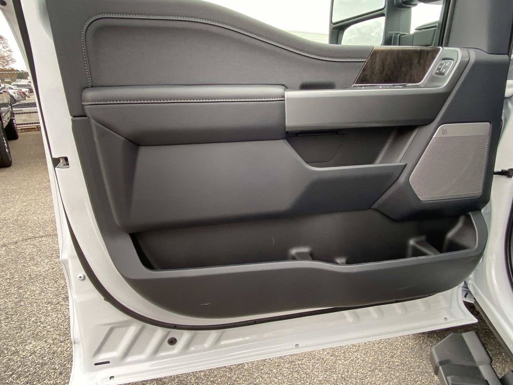 New 2026 Oxford White Ford F-350® Lariat® image 13