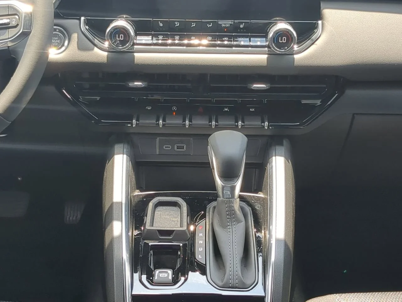 2026 GMC Canyon Elevation - Photo 18