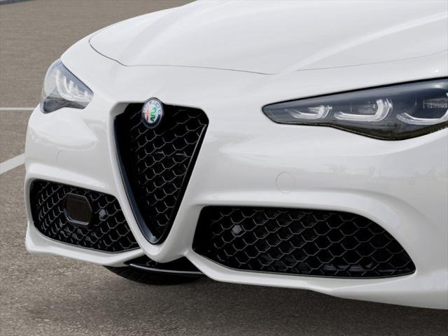 New 2025 Milano White Exterior Paint Alfa Romeo  image 65