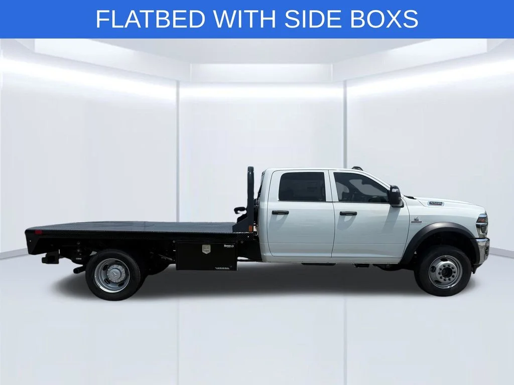 New 2026 Bright White Clear-Coat Exterior Paint RAM Tradesman image 29