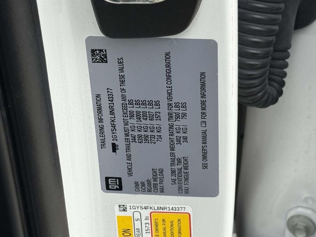 Used 2022 White Cadillac Sport image 32
