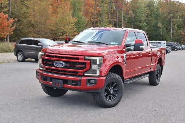 Used 2022 Red Ford Lariat image 1