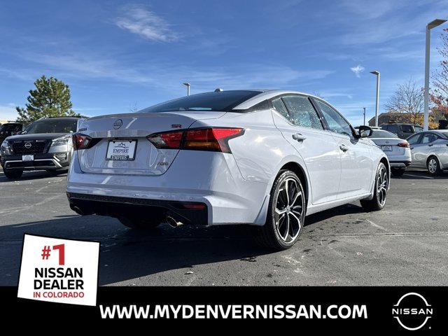 New 2025 Gray Nissan 2.5 SR image 4