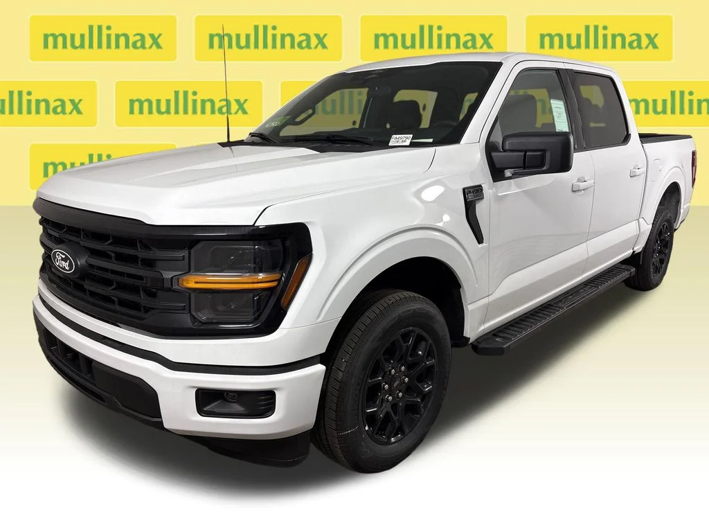 New 2026 White Ford XLT image 23