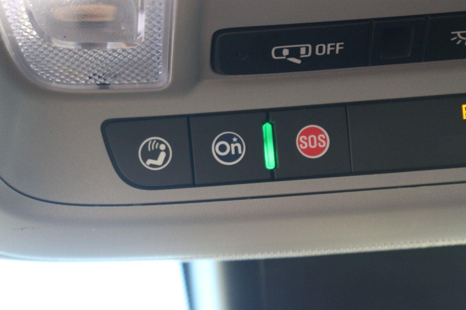 Used 2024 Summit White Chevrolet 1LT image 30