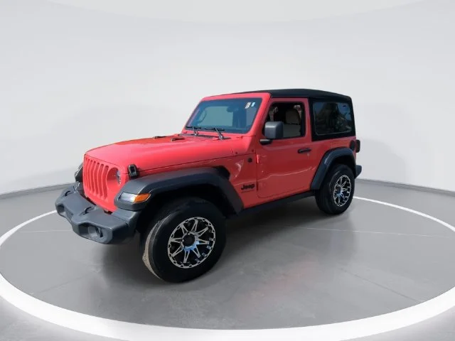 Used 2022 Red Jeep Sport S image 4