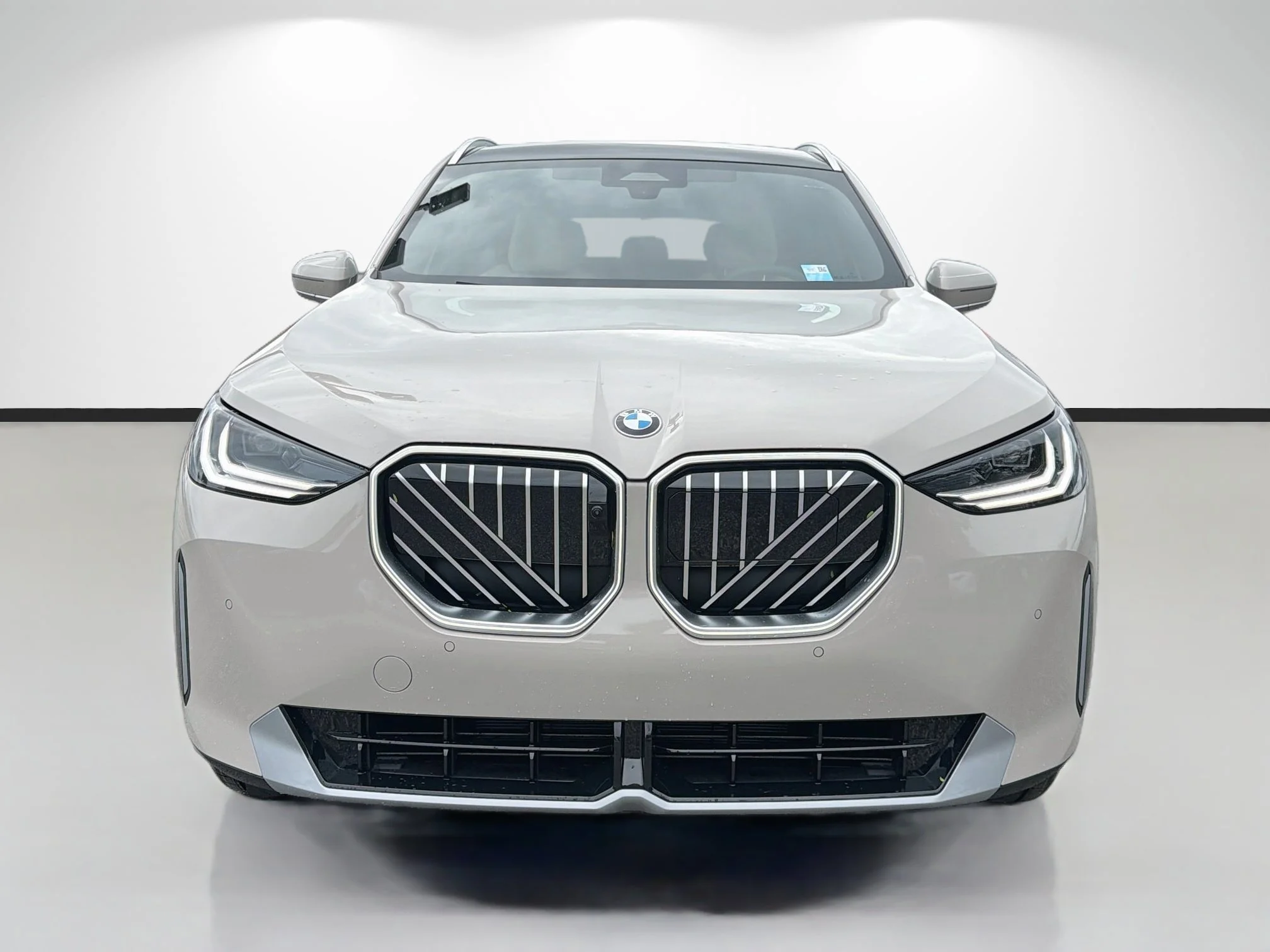 New 2026 Dune Grey Metallic BMW 30 xDrive image 8