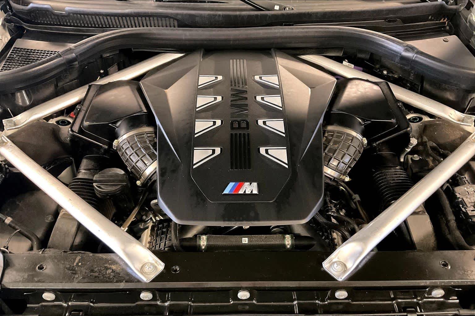 Certified Used 2025 Not Available BMW M60i image 28