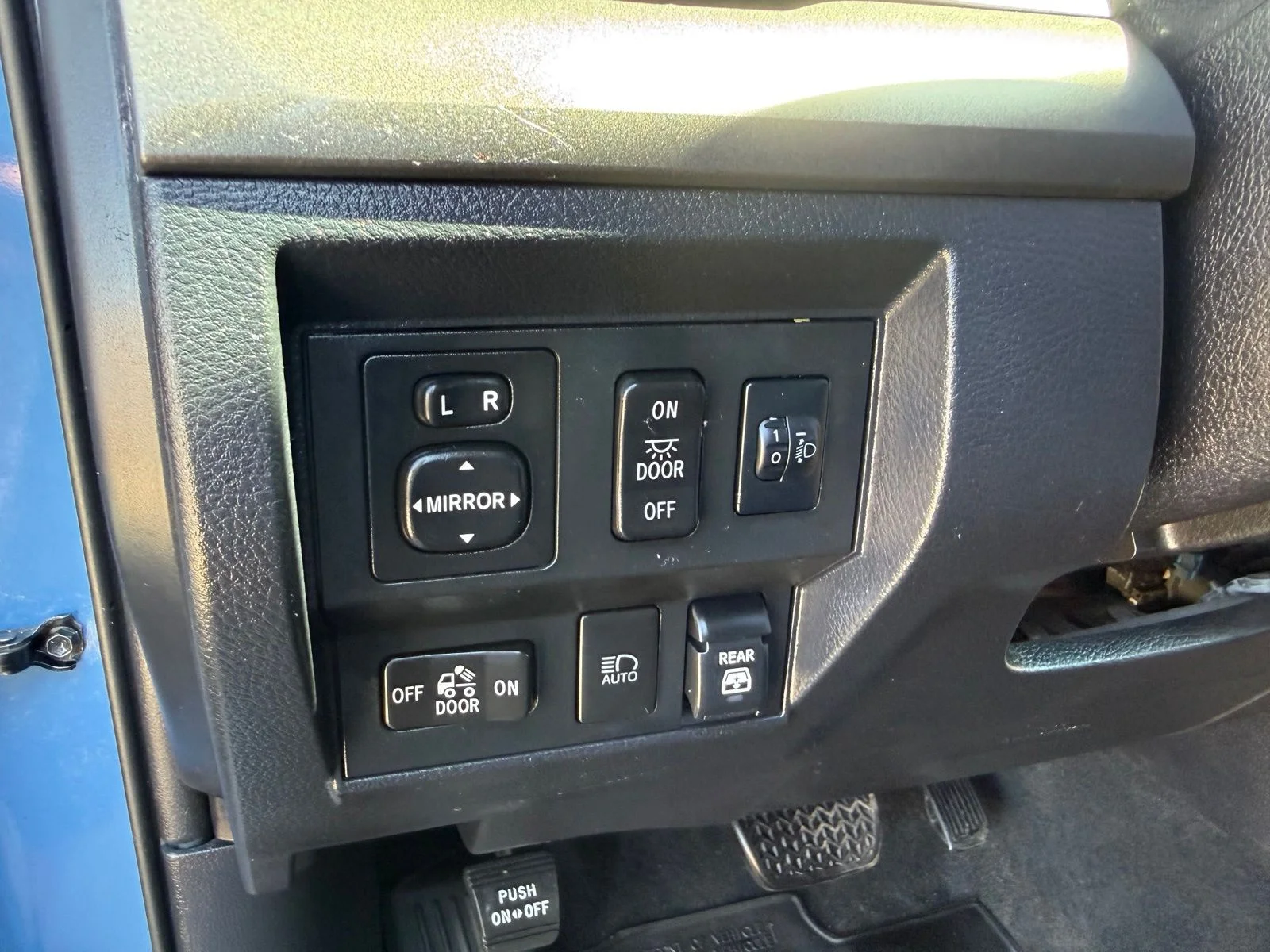 2021 Toyota Tundra SR5 - Photo 13